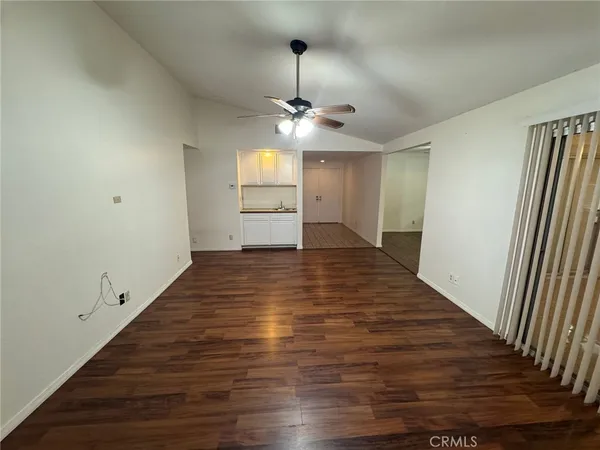 $2,000 | 1885 Silver Oak Way, Hemet, CA 92545