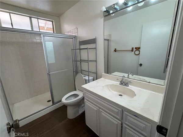 $2,000 | 1885 Silver Oak Way, Hemet, CA 92545