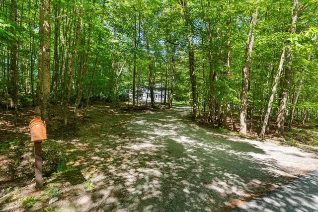 $805,000 | 392 Powder-Horn Road, Manchester, VT 05255