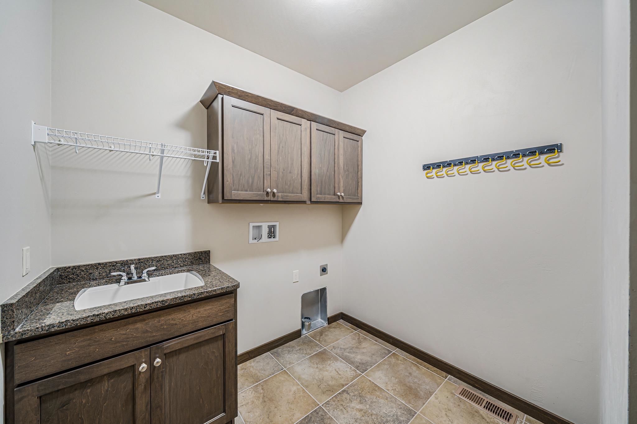 3758 North Wayside Lane Appleton, WI 54913 - Photo 25 of 40