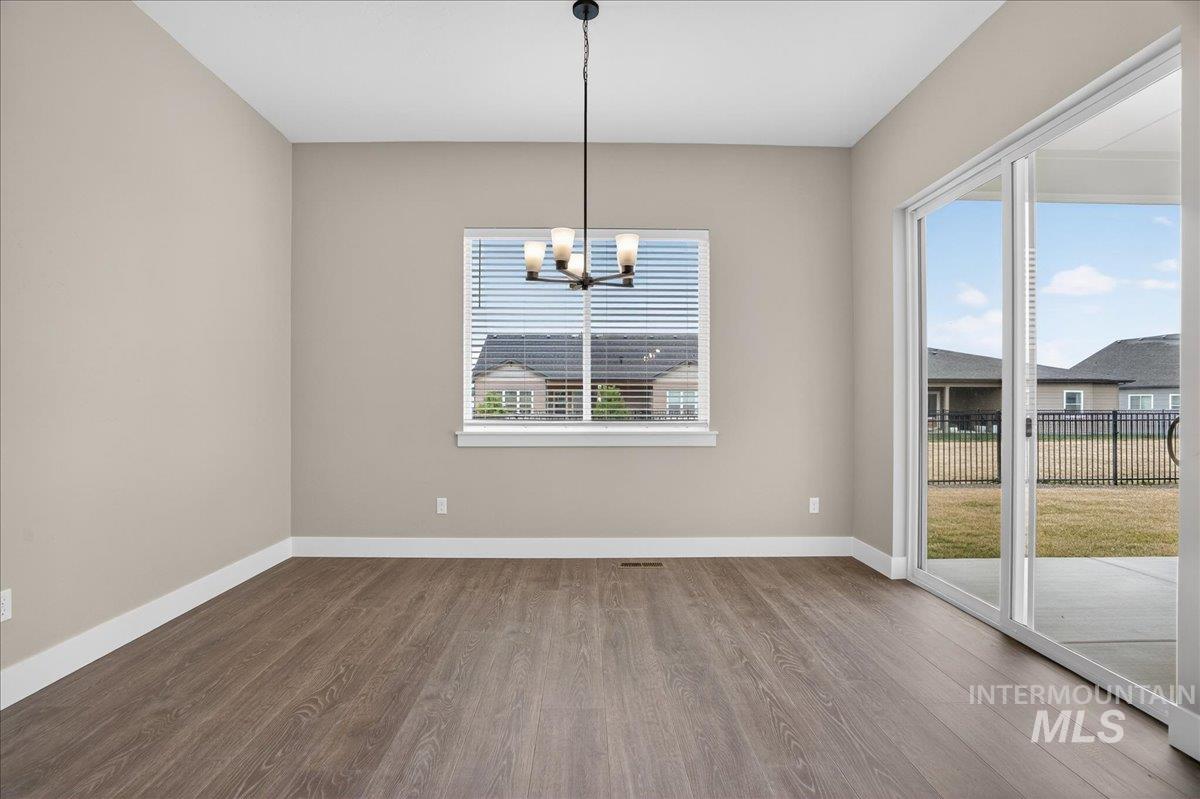 2299 North Kenora Avenue Star, ID 83669 - Photo 8 of 23