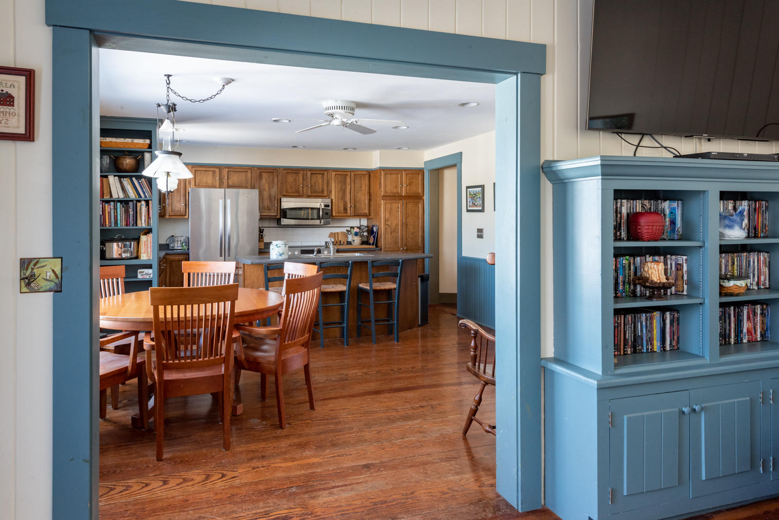 134 Main Street Belgrade, ME 04917 - Photo 13 of 104 lakehome_mainst46