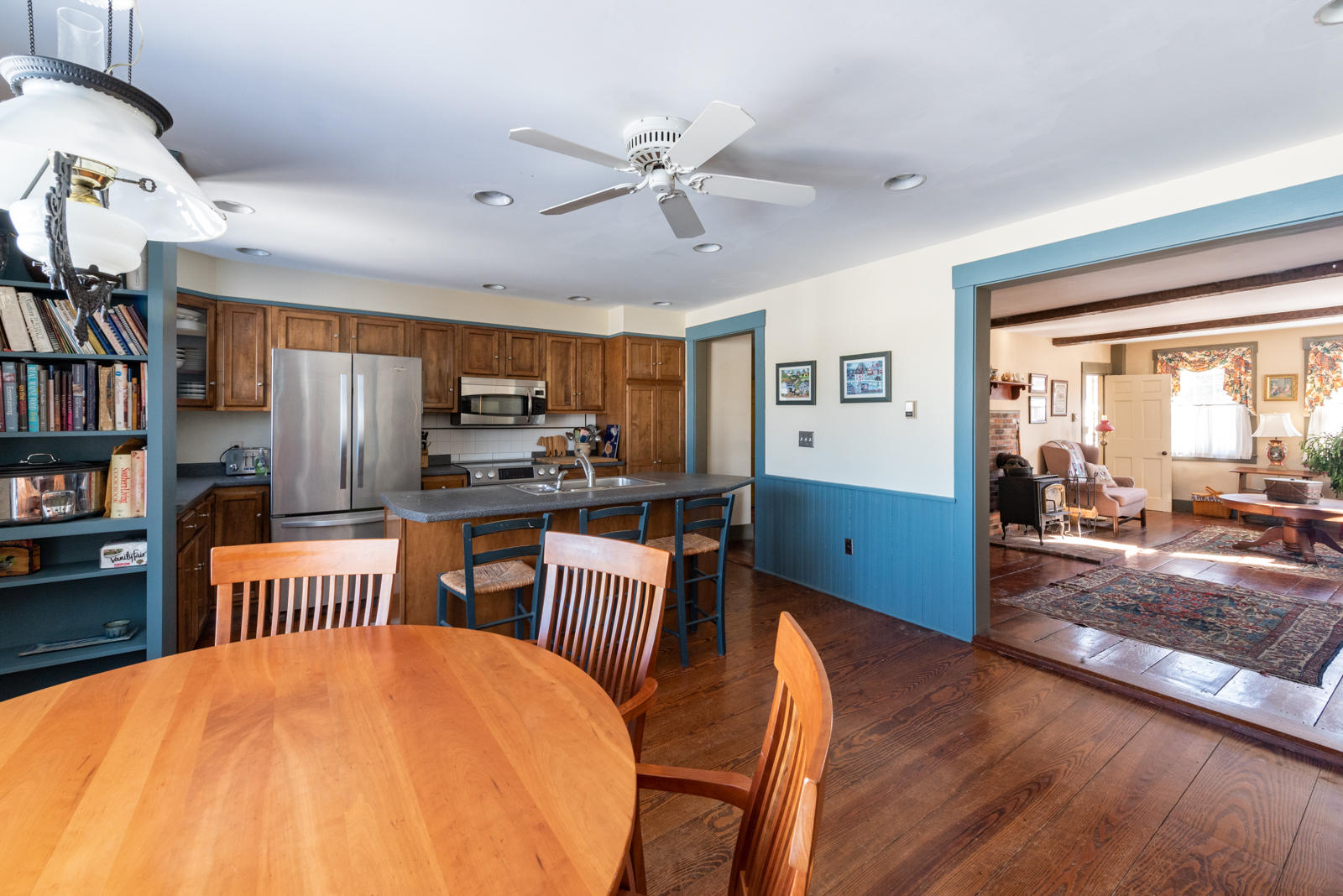 134 Main Street Belgrade, ME 04917 - Photo 21 of 104 lakehome_mainst59