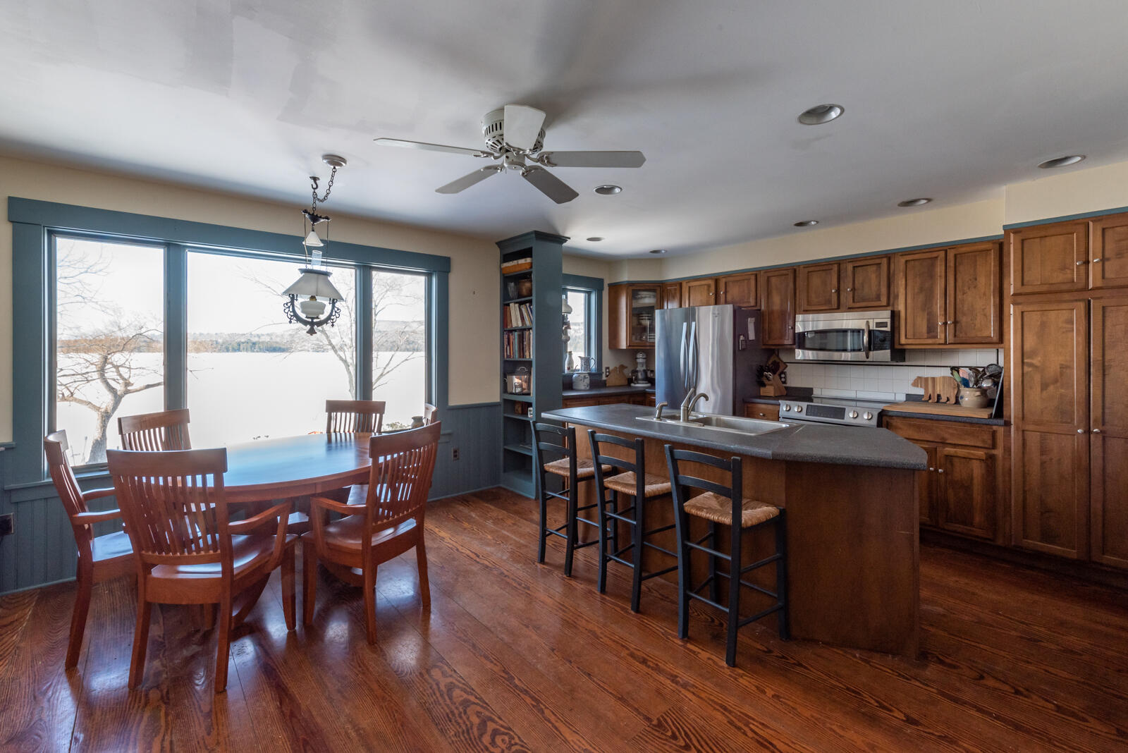 134 Main Street Belgrade, ME 04917 - Photo 25 of 104 lakehome_mainst65