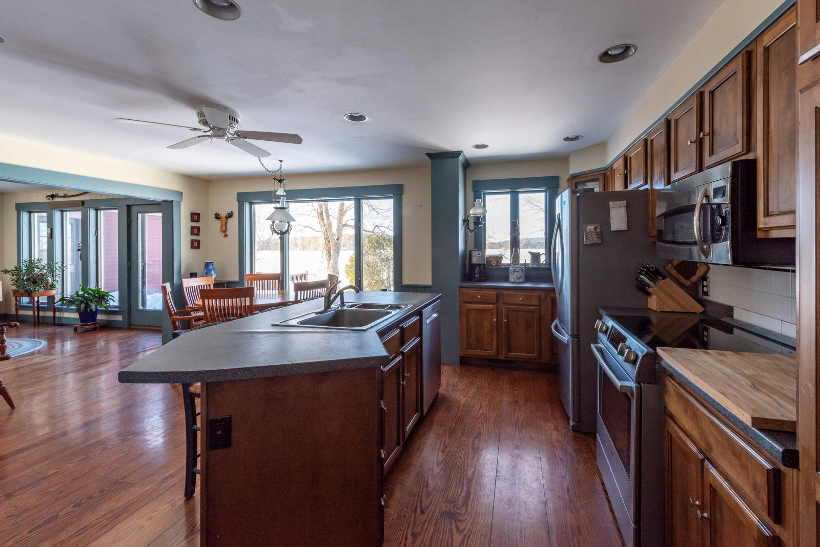 134 Main Street Belgrade, ME 04917 - Photo 27 of 104 lakehome_mainst71