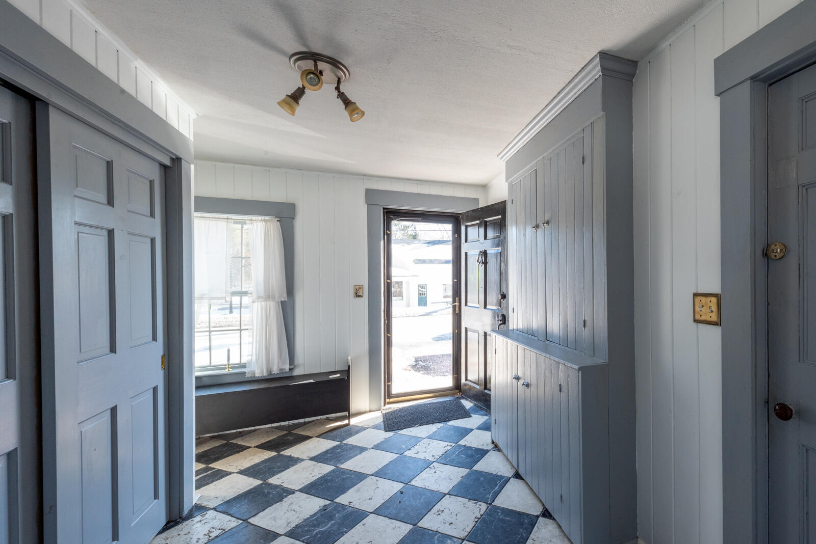 134 Main Street Belgrade, ME 04917 - Photo 61 of 104 lakehome_mainst32