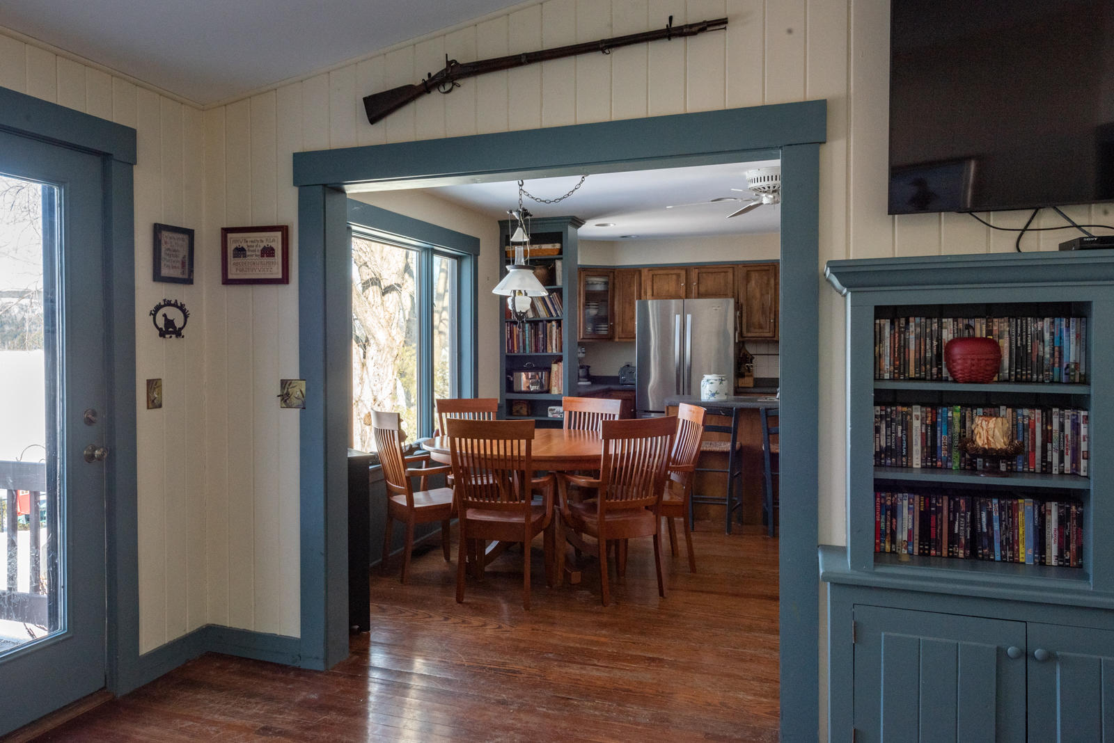 134 Main Street Belgrade, ME 04917 - Photo 8 of 104 lakehome_mainst43