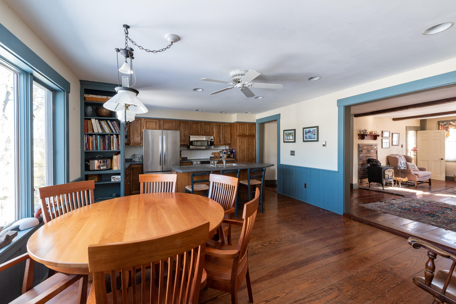 134 Main Street Belgrade, ME 04917 - Photo 10 of 104 lakehome_mainst55