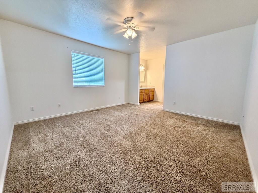 2948 Courtyard Circle Ammon, ID 83406 - Photo 13 of 25