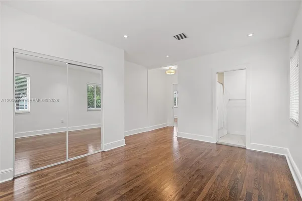$4,650 | 3500 Ponce De Leon, Coral Gables, FL 33134