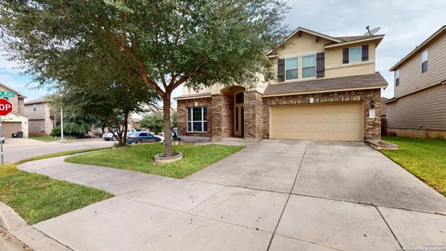 $2,200 | 300 Saddle Spur, Cibolo, TX 78108