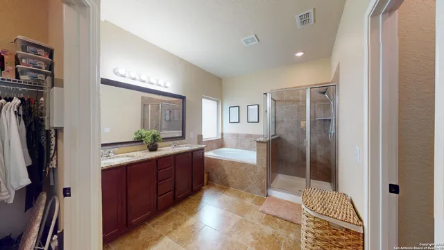 $2,200 | 300 Saddle Spur, Cibolo, TX 78108