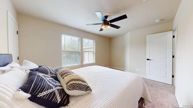 $2,200 | 300 Saddle Spur, Cibolo, TX 78108