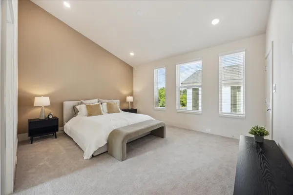 $2,400 | 5903 Urban Pines Street, Houston, TX 77091