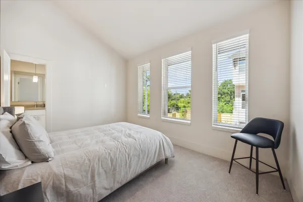 $2,400 | 5903 Urban Pines Street, Houston, TX 77091