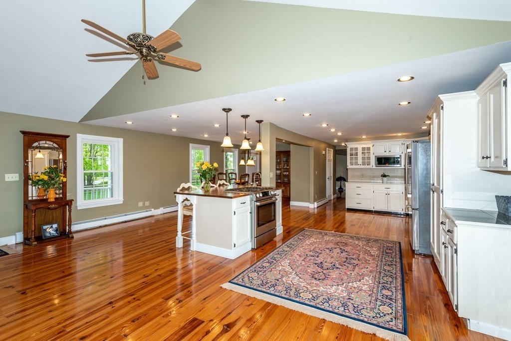 234 Hillside Road Southwick, MA 01077 - Photo 4 of 42 Gallery Image 4
