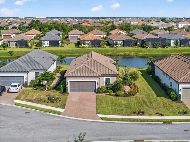 $739,999 | 3017 Duomo Court, Bradenton, FL 34211