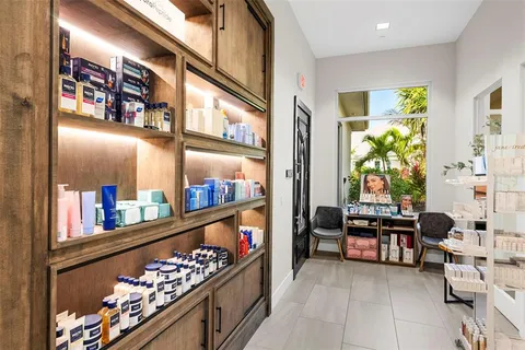 $695,000 | 3017 Duomo Court, Bradenton, FL 34211