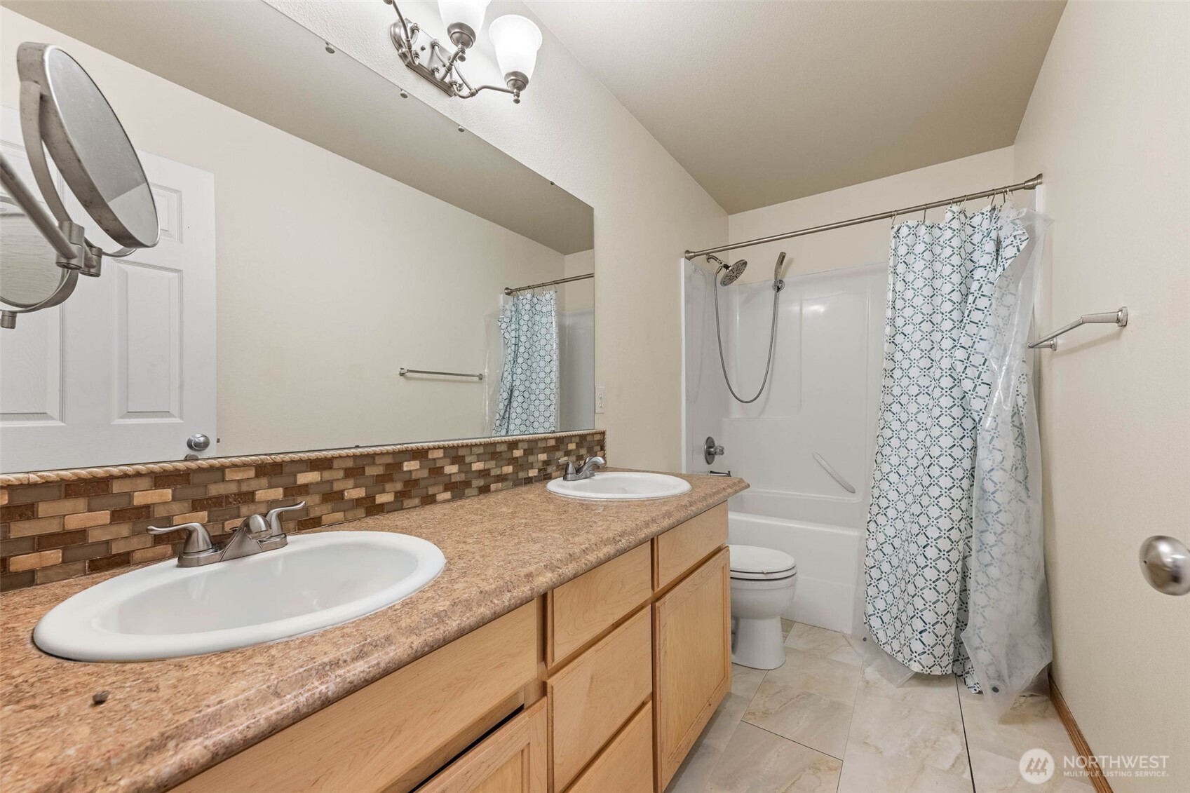 7006 Radius Loop Southeast Lacey, WA 98513 - Photo 24 of 37 Gallery Image 24