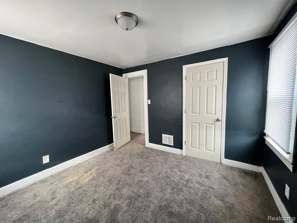 13207 Compass Street Detroit, MI 48227 - Photo 9 of 21 Compass 8