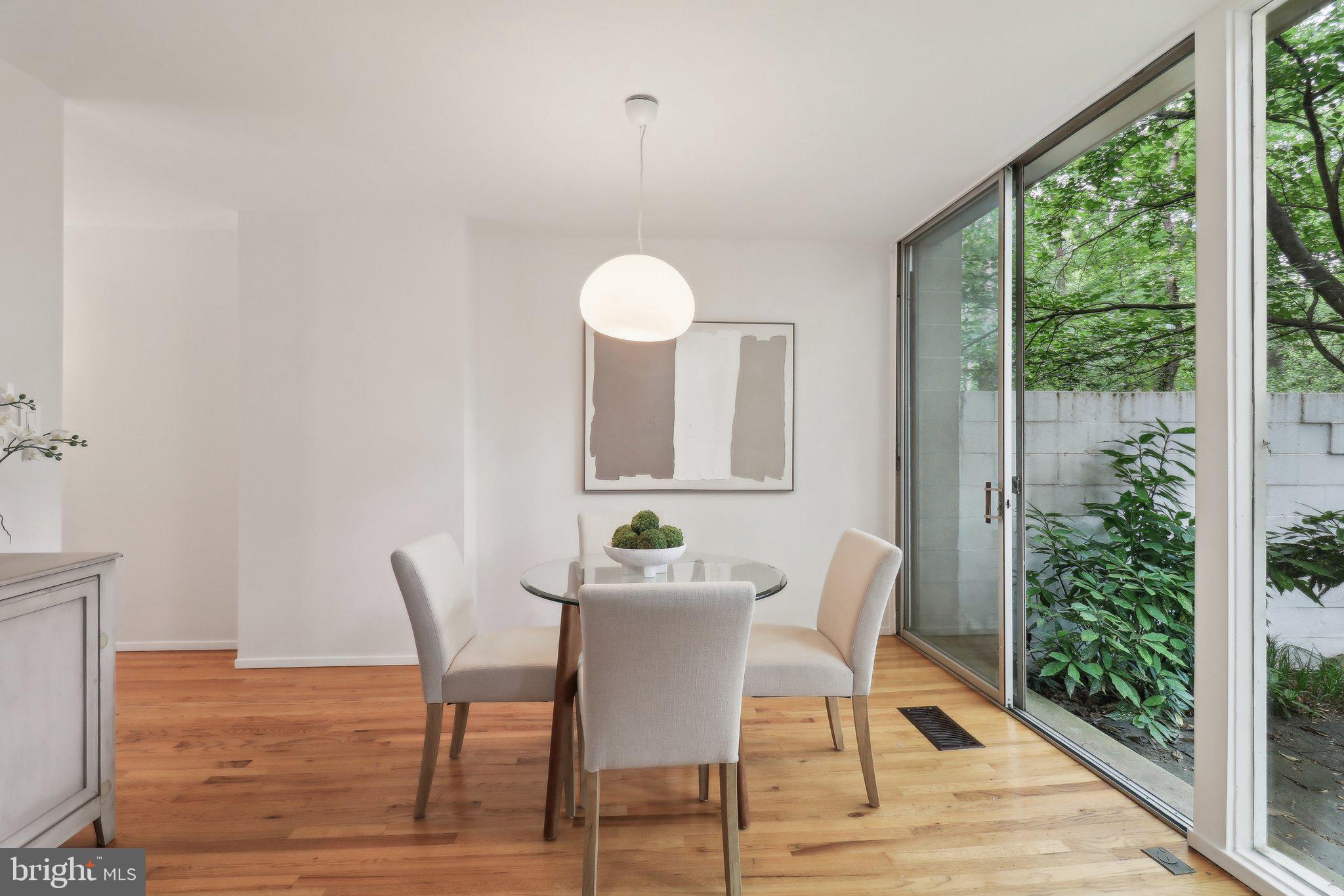 11524 Maple Ridge Road Reston, VA 20190 - Photo 15 of 58 Gallery Image 15
