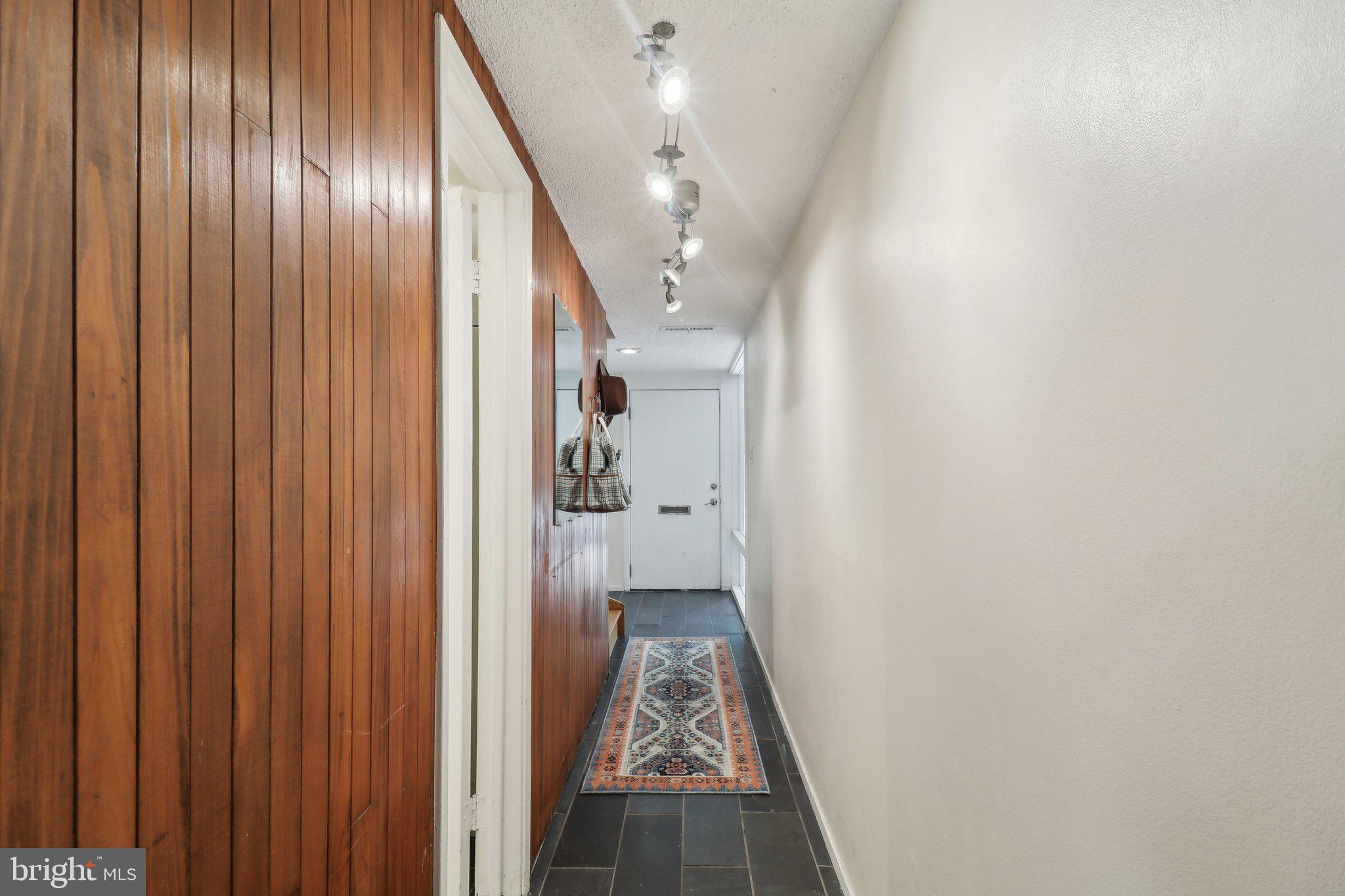 11524 Maple Ridge Road Reston, VA 20190 - Photo 24 of 58 Gallery Image 24