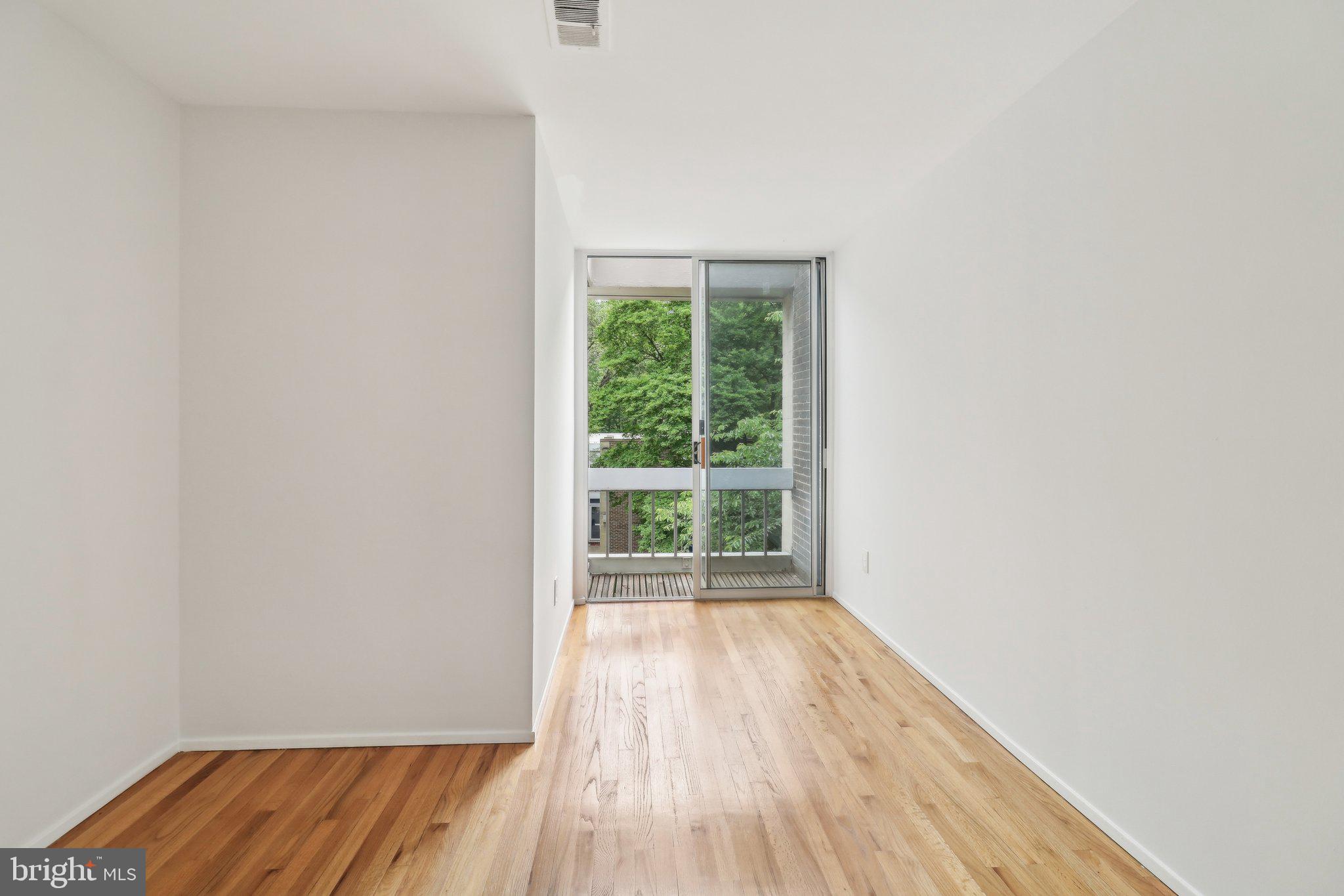 11524 Maple Ridge Road Reston, VA 20190 - Photo 38 of 58 Gallery Image 38