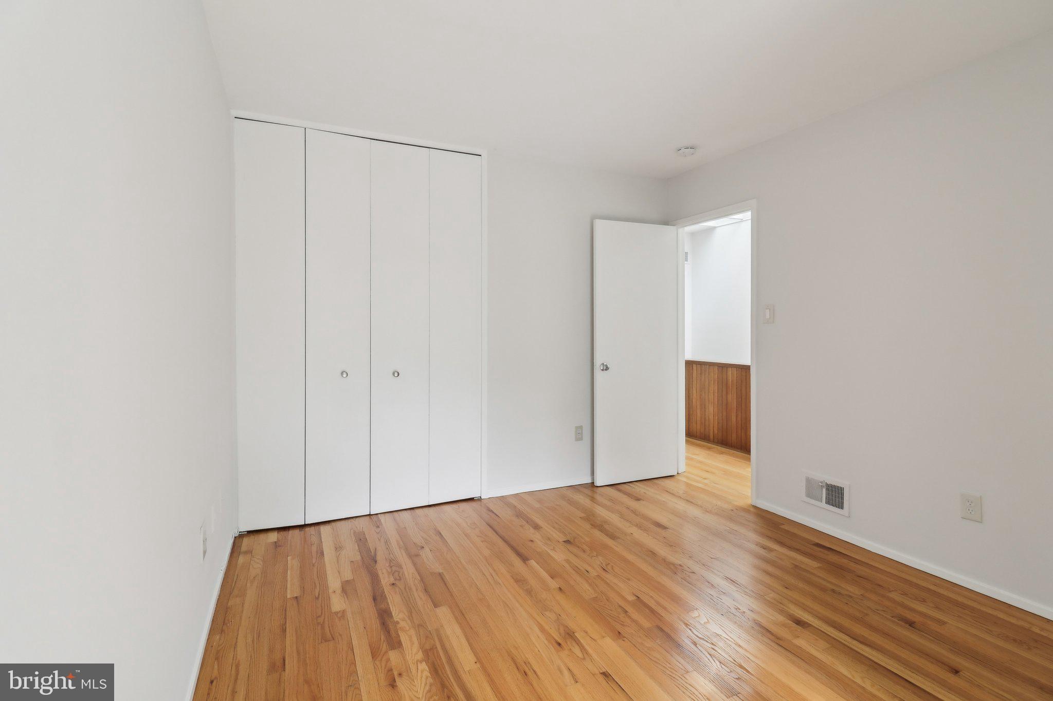 11524 Maple Ridge Road Reston, VA 20190 - Photo 40 of 58 Gallery Image 40