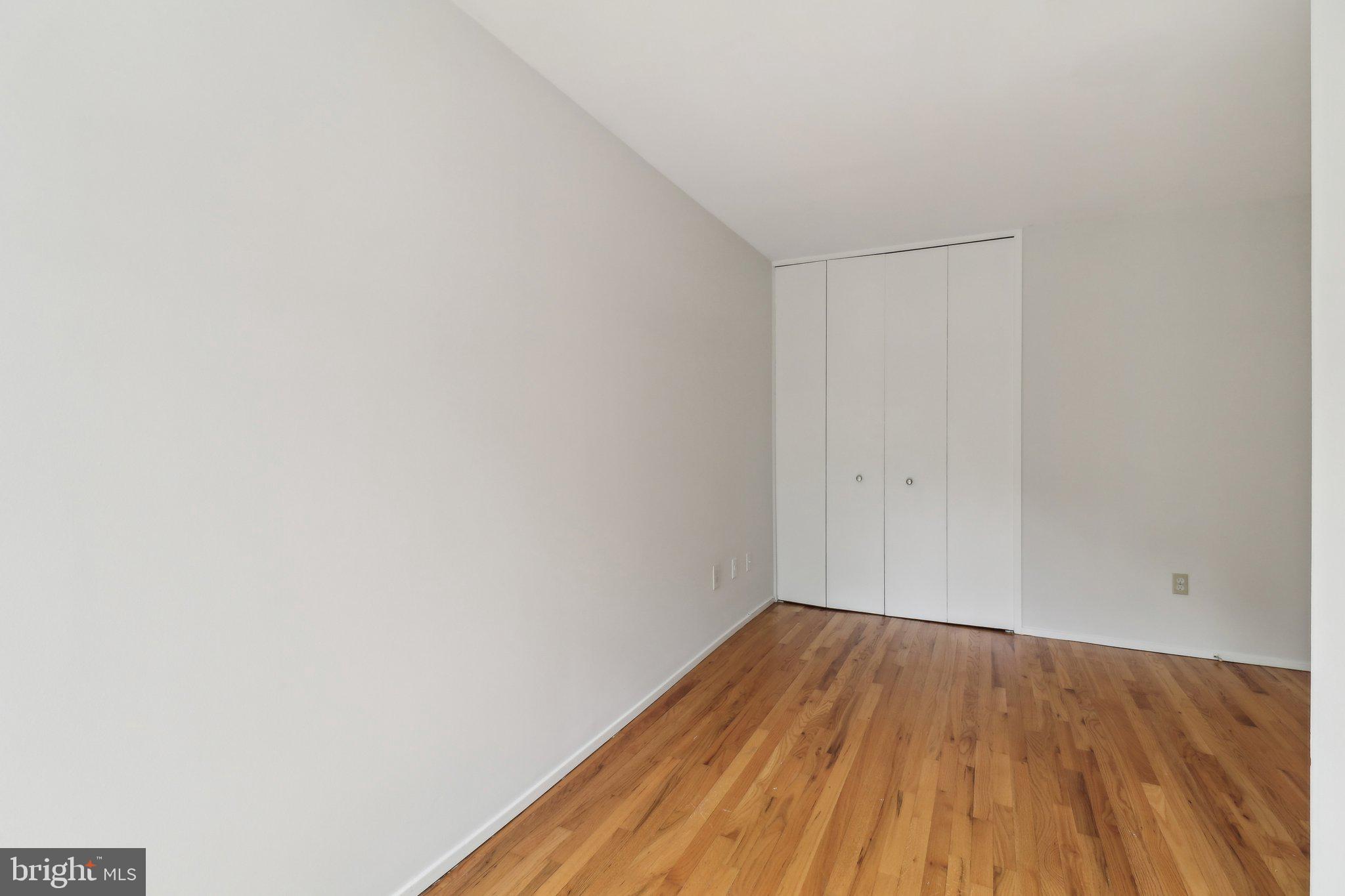 11524 Maple Ridge Road Reston, VA 20190 - Photo 41 of 58 Gallery Image 41