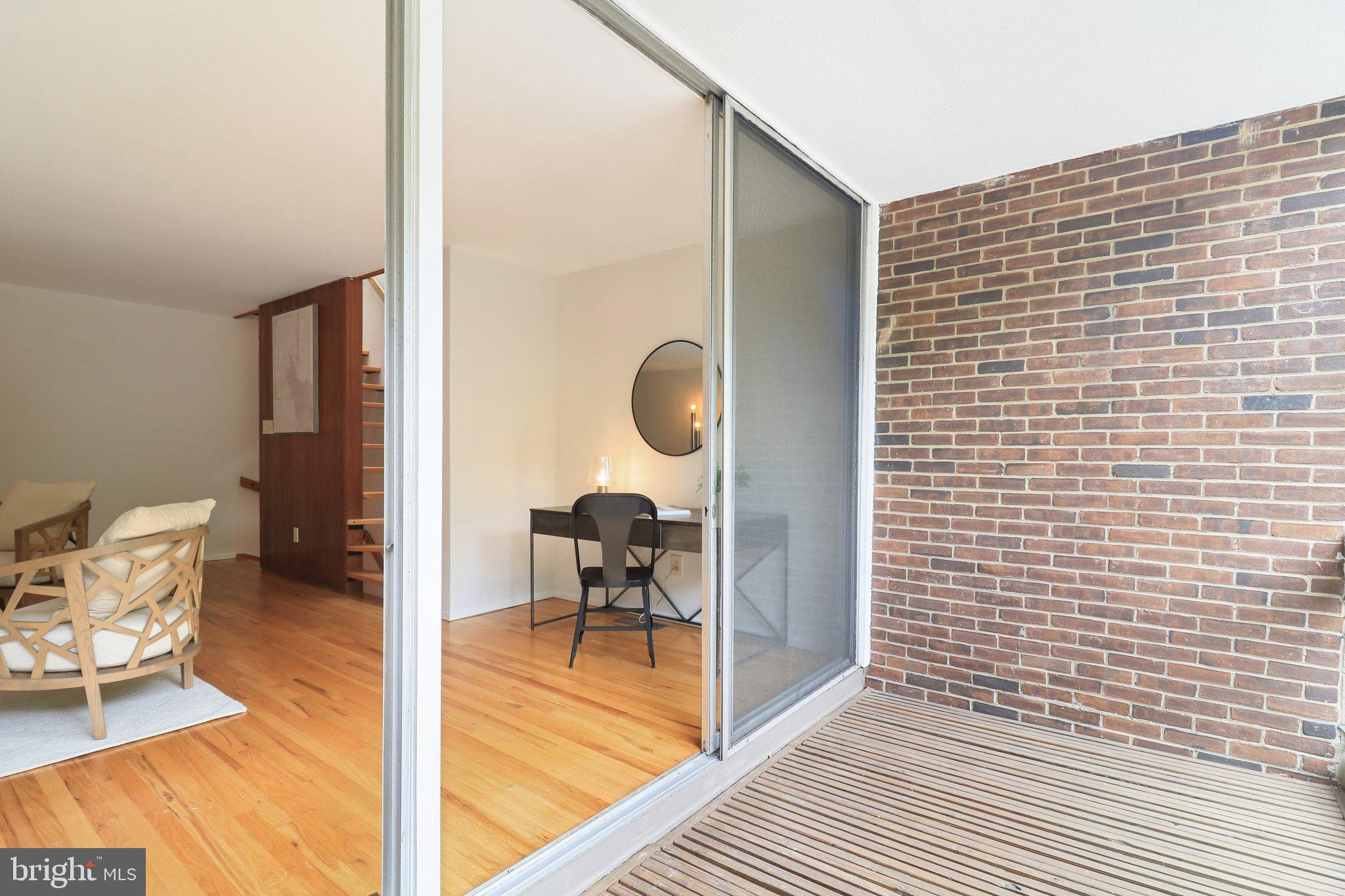 11524 Maple Ridge Road Reston, VA 20190 - Photo 47 of 58 Gallery Image 47