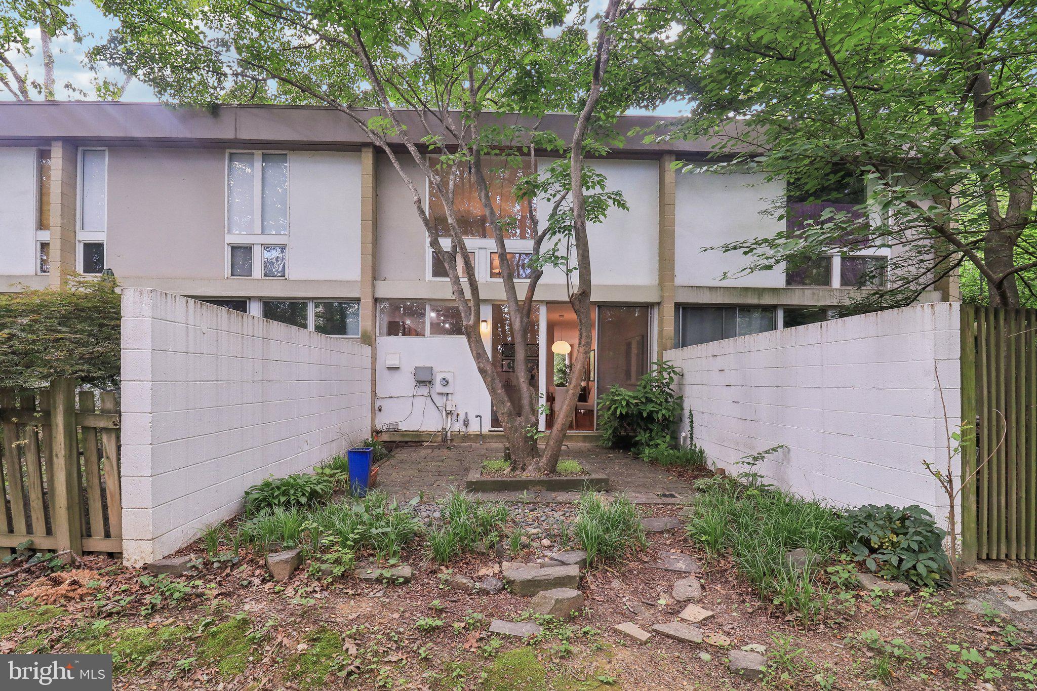 11524 Maple Ridge Road Reston, VA 20190 - Photo 49 of 58 Gallery Image 49
