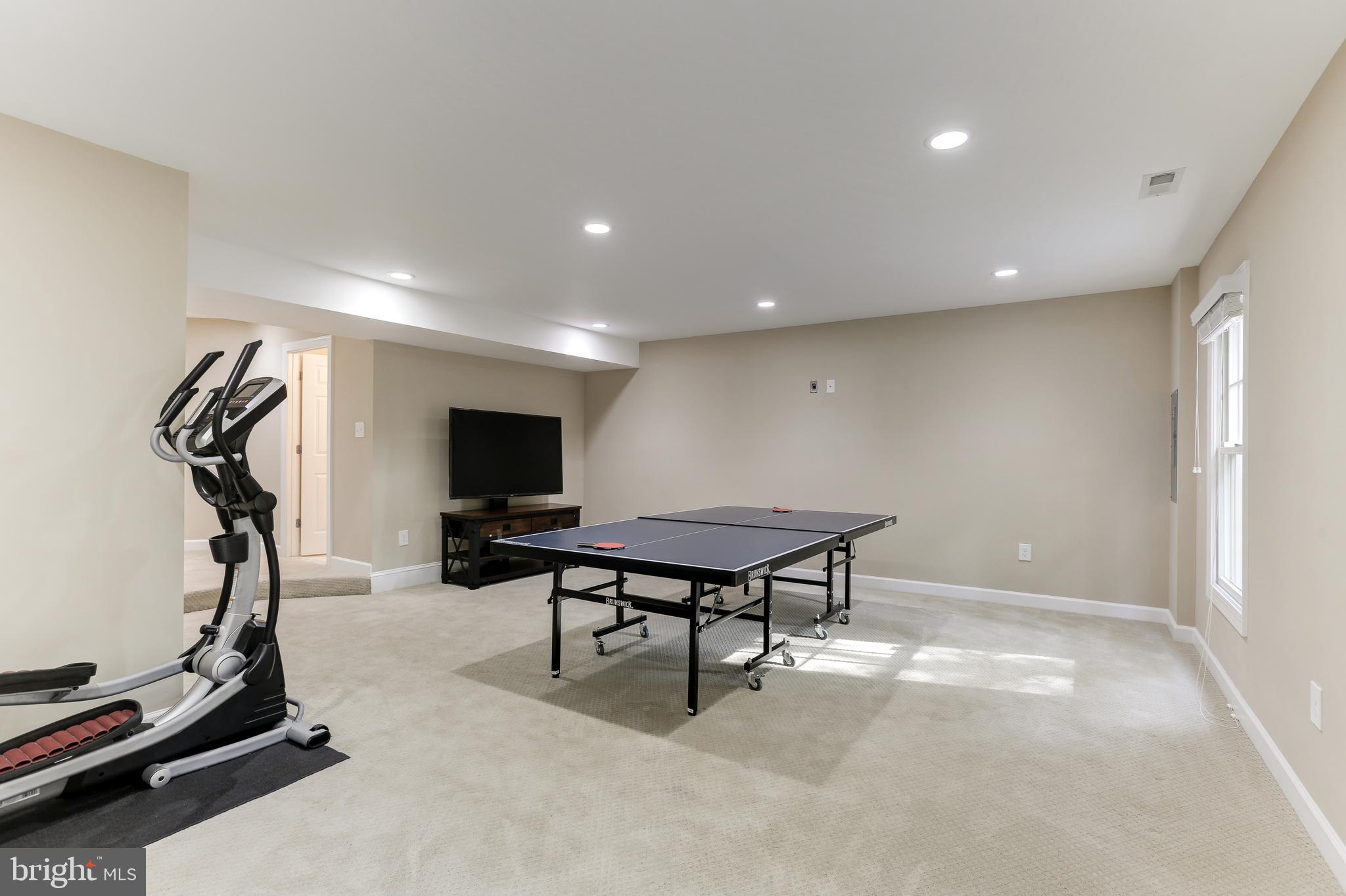 6258 Levi Court Springfield, VA 22150 - Photo 28 of 32 Gallery Image 28