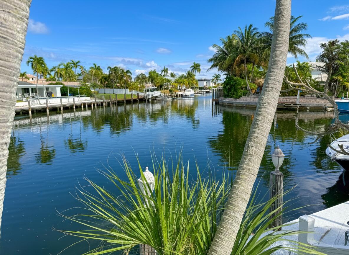 4740 Northeast 22nd Avenue Lighthouse Point, FL 33064 - Photo 2 of 5 Turning Basin View