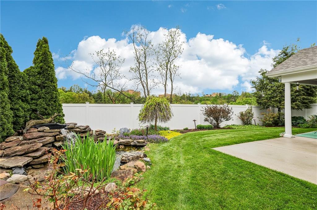 238 Berkeley Way Monroeville, PA 15146 - Photo 50 of 50 Back Yard