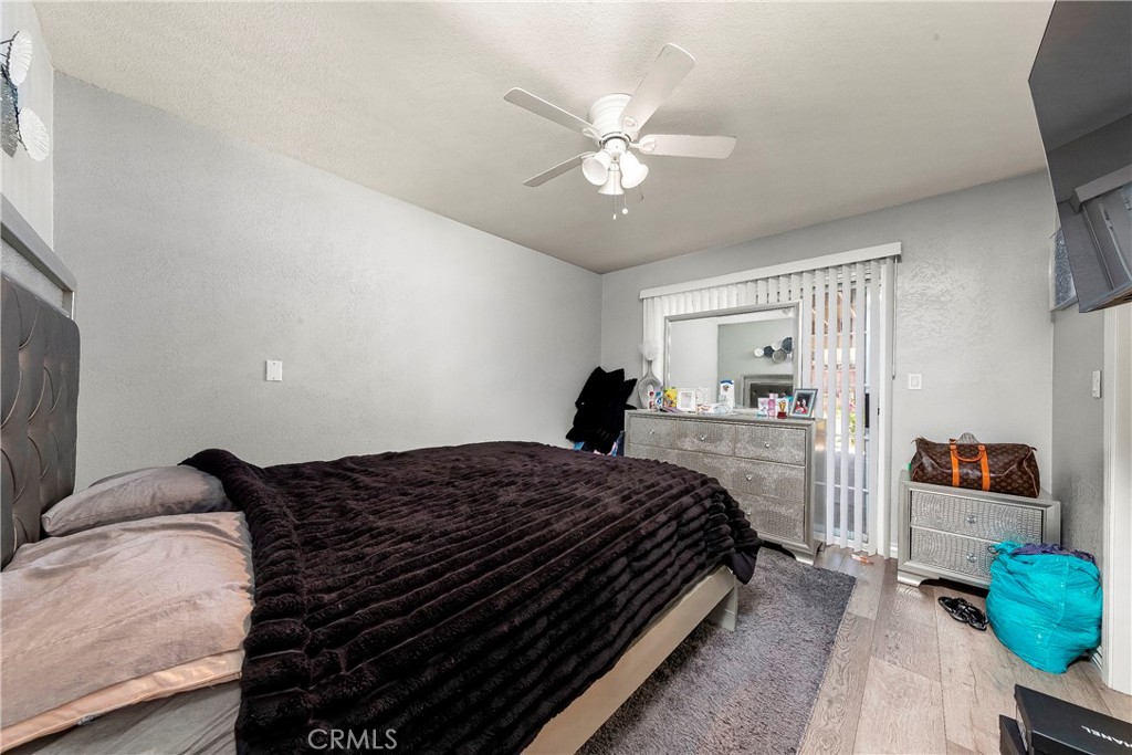 45046 18th Street West Lancaster, CA 93534 - Photo 8 of 23