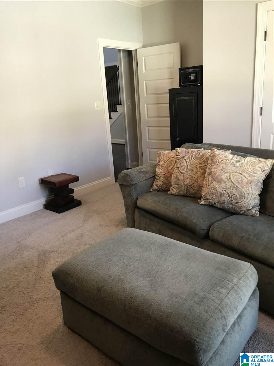 375 Strathaven Drive Pelham, AL 35124 - Photo 6 of 43