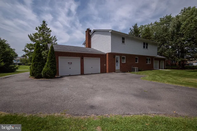 $455,900 | 325 Great Oak Drive, Middletown, DE 19709