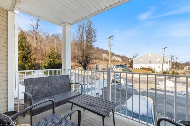 $2,900 | 56 King George Road, Green Brook, NJ 08812