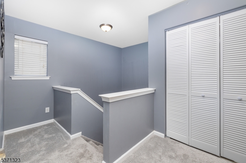 56 King George Road Green Brook, NJ 08812 - Photo 16 of 20