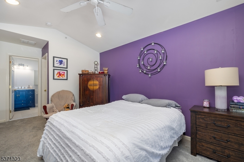 56 King George Road Green Brook, NJ 08812 - Photo 18 of 20