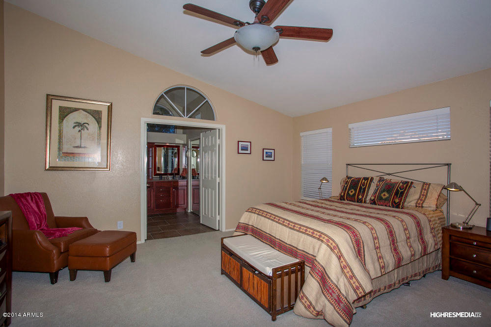 1307 East Grandview Road Phoenix, AZ 85022 - Photo 16 of 23 HRMX0830w