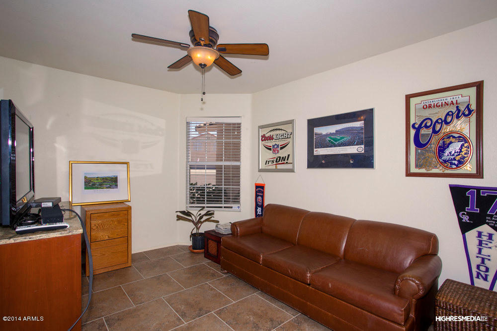 1307 East Grandview Road Phoenix, AZ 85022 - Photo 18 of 23 HRMX0825w