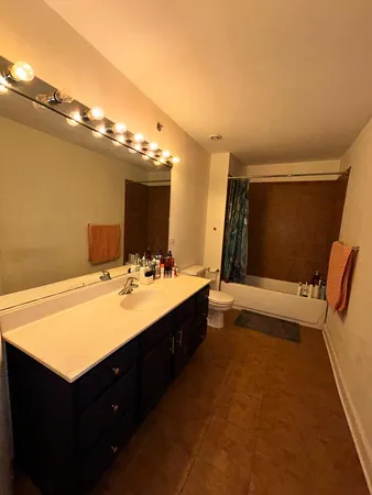 $335,000 | 1224 West Van Buren Street, Unit 615, Chicago, IL 60607