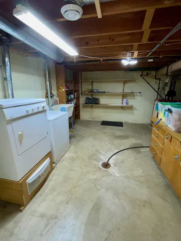 $275,000 | 1401 7th Street Northwest, Austin, MN 55912