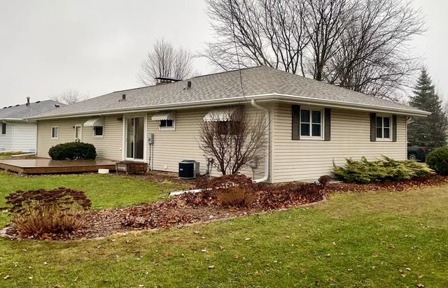 $275,000 | 1401 7th Street Northwest, Austin, MN 55912