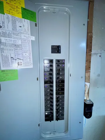 $275,000 | 1401 7th Street Northwest, Austin, MN 55912