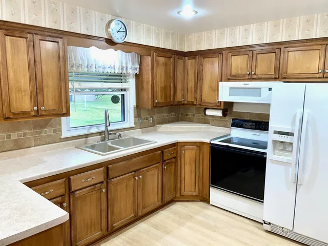 $275,000 | 1401 7th Street Northwest, Austin, MN 55912