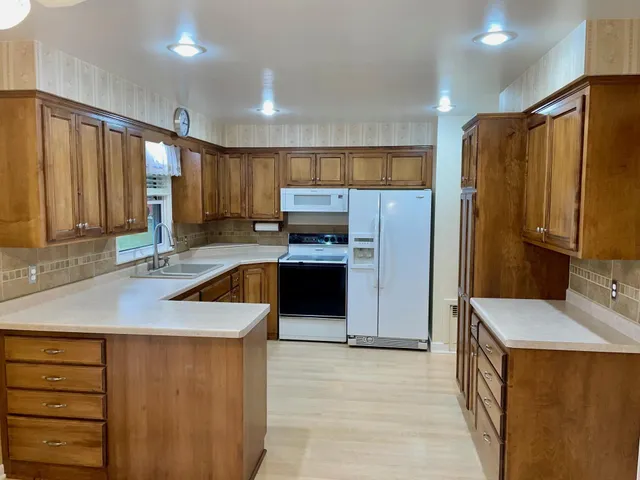 $275,000 | 1401 7th Street Northwest, Austin, MN 55912