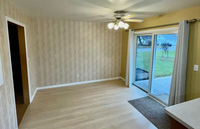 $275,000 | 1401 7th Street Northwest, Austin, MN 55912