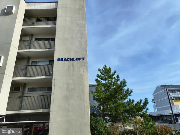 $428,900 | 6803 Atlantic Avenue, Unit 4L, Ocean City, MD 21842
